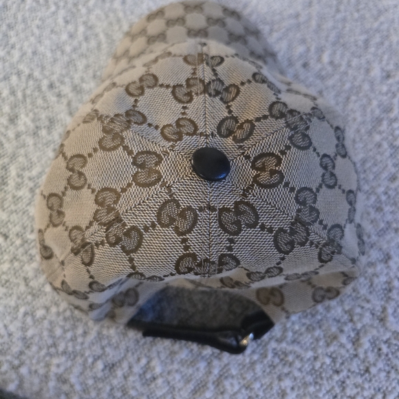 Gucci Monogram Baseball Cap - Picture 2 of 3